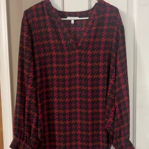 Women's Houndstooth Blouse